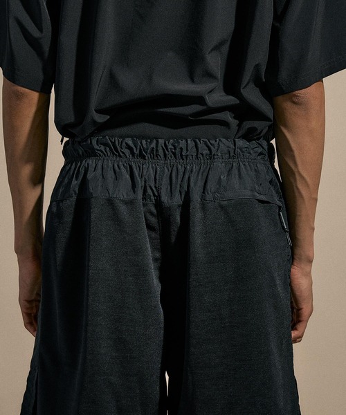 NUMERALS（ヌメラルズ）の「[NUMERALS]PANEL WIDE SHORTS（その他パンツ・メンズ・ブラック・LARGE/MEDIUM）」の16枚目の写真