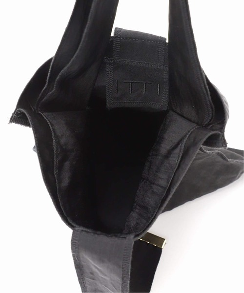 ITTI（イッチ）の「《WEB限定/追加7》ITTI/イッチ SLOBE別注 TOTE M（トートバッグ・レディース・ブラック・FREE）」の2枚目の写真