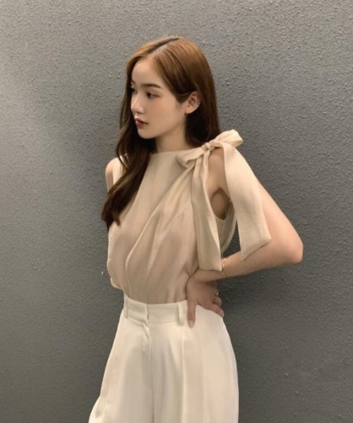 semplice（センプリチェ）の「ブラウス【韓国ファッション】（シャツ/ブラウス・レディース・ベージュ/アイボリー/ブラック・F）」の14枚目の写真