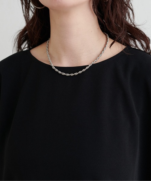 LARUTA(ラルータ)の「【LARUTA】カットジョーゼットショルダープルオーバー(Tシャツ/カットソー・レディース・ブラウン/ブラック/グレイッシュベージュ・FREE)」の19枚目の写真