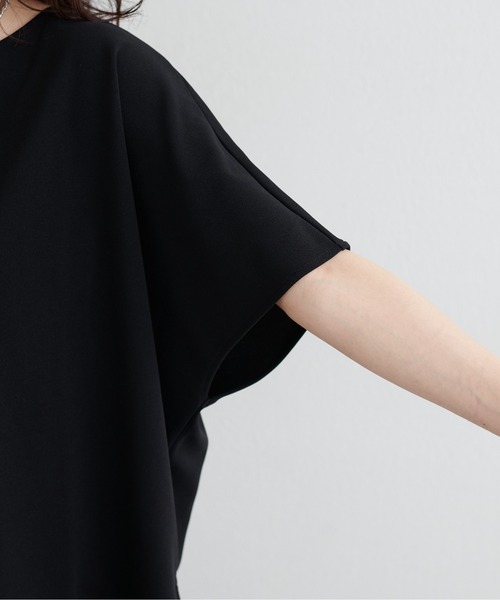 LARUTA(ラルータ)の「【LARUTA】カットジョーゼットショルダープルオーバー(Tシャツ/カットソー・レディース・ブラウン/ブラック/グレイッシュベージュ・FREE)」の21枚目の写真