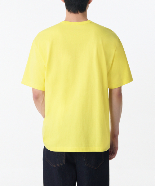 MUSINSA STANDARD（ムシンサスタンダード）の「リラックスフィットクルーネックTシャツ[ネオンイエロー]（Tシャツ/カットソー・メンズ・その他・LARGE/MEDIUM/SMALL/X-LARGE/2XL/3XL）」の2枚目の写真