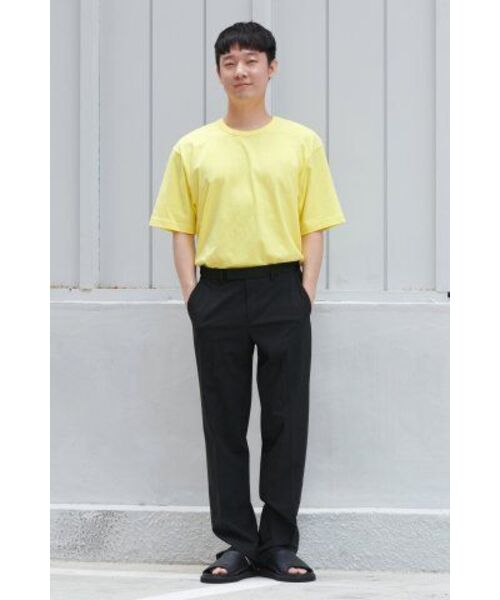 MUSINSA STANDARD（ムシンサスタンダード）の「リラックスフィットクルーネックTシャツ[ネオンイエロー]（Tシャツ/カットソー・メンズ・その他・LARGE/MEDIUM/SMALL/X-LARGE/2XL/3XL）」の5枚目の写真