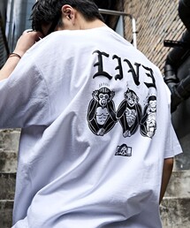 LURKING CLASS（ラーキングクラス）の「LURKING CLASS/ラーキングクラス 限定展開 LURKING CLASS×FREAK'S STORE 別注 ヴィンテージ加工 プリント Tシャツ / LIV3（Tシャツ/カットソー）」