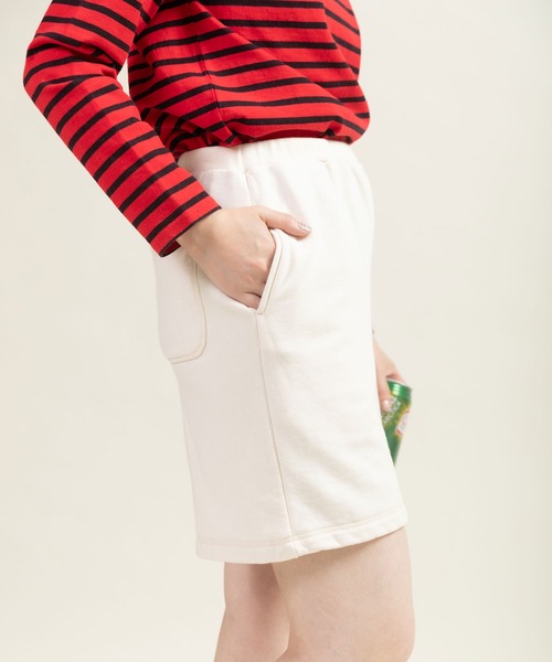 CHILD WOMAN(チャイルドウーマン)の「30/10裏毛ショートパンツ(セットアップ対応)(スウェットパンツ・レディース・アイボリー・FREE)」の4枚目の写真