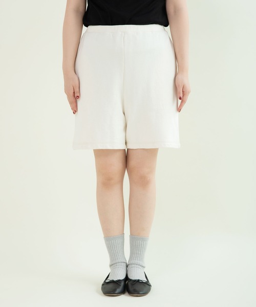 CHILD WOMAN(チャイルドウーマン)の「30/10裏毛ショートパンツ(セットアップ対応)(スウェットパンツ・レディース・アイボリー・FREE)」の17枚目の写真