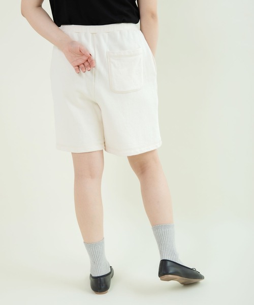 CHILD WOMAN(チャイルドウーマン)の「30/10裏毛ショートパンツ(セットアップ対応)(スウェットパンツ・レディース・アイボリー・FREE)」の13枚目の写真