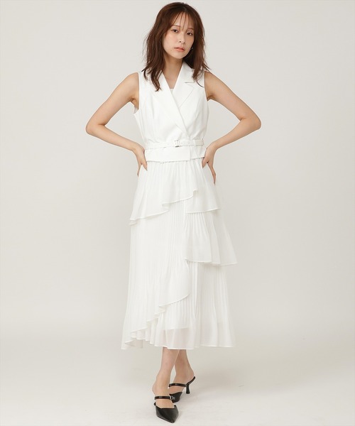 AND COUTURE（アンドクチュール）の「ベストレイヤード消しプリーツワンピース（ワンピース・レディース・ブラック/サックスブルー/オフホワイト/ピンク/ベージュ・FREE）」の2枚目の写真