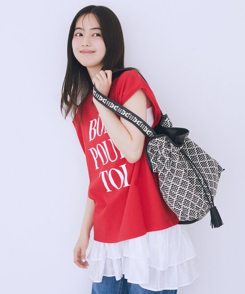 earth music&ecology（アースミュージックアンドエコロジー）の「フリンジワンハンドルサマーバッグ（トートバッグ・レディース・ブラック系その他3/ブラック/ベージュ・FREE）」の4枚目の写真