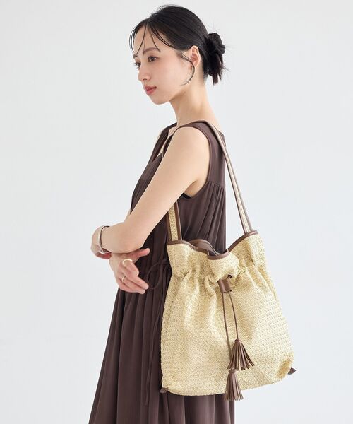 earth music&ecology（アースミュージックアンドエコロジー）の「フリンジワンハンドルサマーバッグ（トートバッグ・レディース・ブラック系その他3/ブラック/ベージュ・FREE）」の13枚目の写真