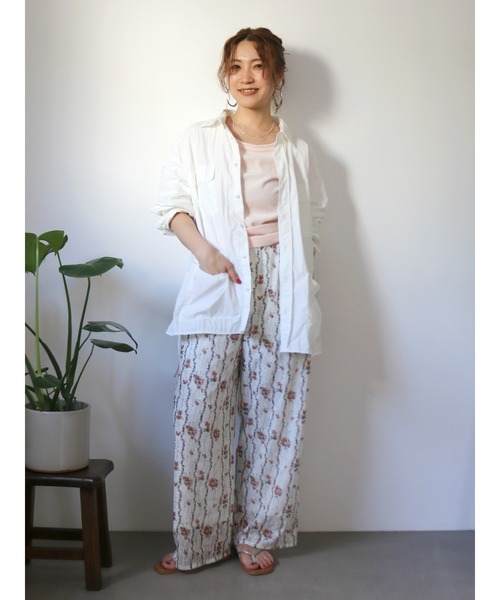 Ungrid(アングリッド)の「サイドスリットミリタリーシャツ(シャツ/ブラウス・レディース・オフホワイト/グリーン/パープル・FREE)」の21枚目の写真