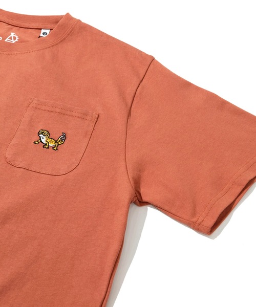 go slow caravan（ゴースローキャラバン）の「USA/C 色々刺繍 PKT TEE（Tシャツ/カットソー・メンズ・アイボリー/コーラルピンク/ラベンダー・SMALL/MEDIUM/LARGE/X-LARGE）」の6枚目の写真