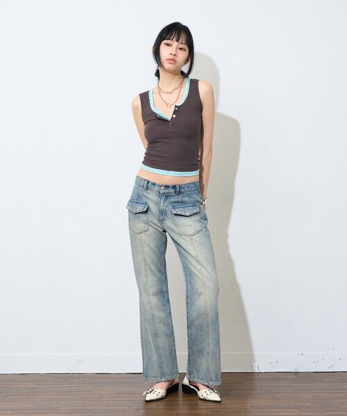 WHO'S WHO gallery(フーズフーギャラリー)の「【WEB限定】【HiNT】ベルトストラップミュールパンプス(パンプス・レディース・オフホワイト/ブラック・37/39/38)」の5枚目の写真
