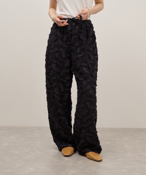 ADAM ET ROPE'(アダムエロペ)の「ジャガードイージーパンツ(その他パンツ・レディース・ベージュ系その他2/ブラック系その他・38/36)」の17枚目の写真
