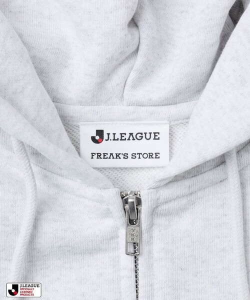 FREAK'S STORE(フリークスストア)の「J.LEAGUE × FREAK’S STORE 別注SUPPORTERS ZIP HOODIE【浦和レッズ】(パーカー・メンズ・ライトグレー/チャコールグレー・SMALL/MEDIUM)」の17枚目の写真