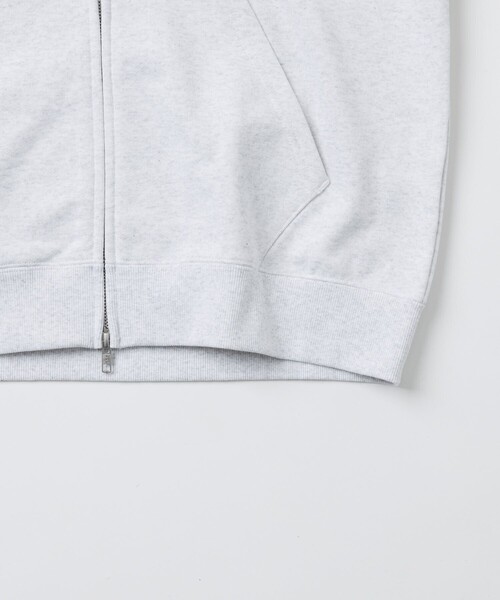 FREAK'S STORE(フリークスストア)の「J.LEAGUE × FREAK’S STORE 別注SUPPORTERS ZIP HOODIE【浦和レッズ】(パーカー・メンズ・ライトグレー/チャコールグレー・SMALL/MEDIUM)」の18枚目の写真