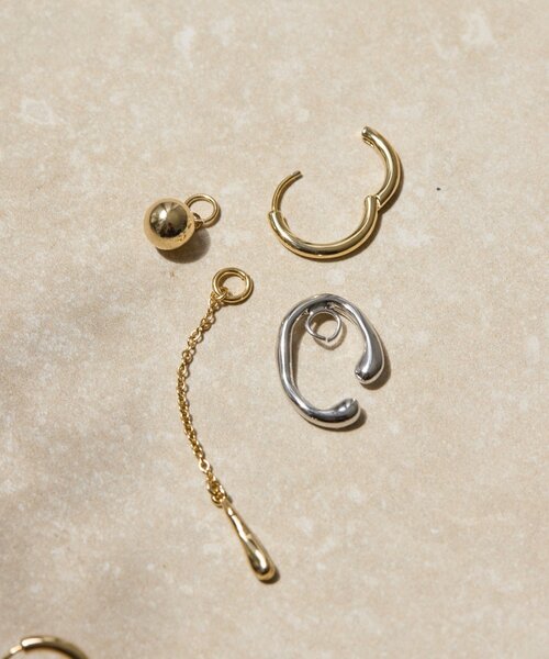 ear PAPILLONNER(イアパピヨネ)の「フリーパーツピアス(ピアス(両耳用)・レディース・ゴールド・FREE)」の5枚目の写真