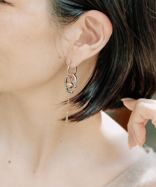 ear PAPILLONNER(イアパピヨネ)の「フリーパーツピアス(ピアス(両耳用)・レディース・ゴールド・FREE)」の7枚目の写真