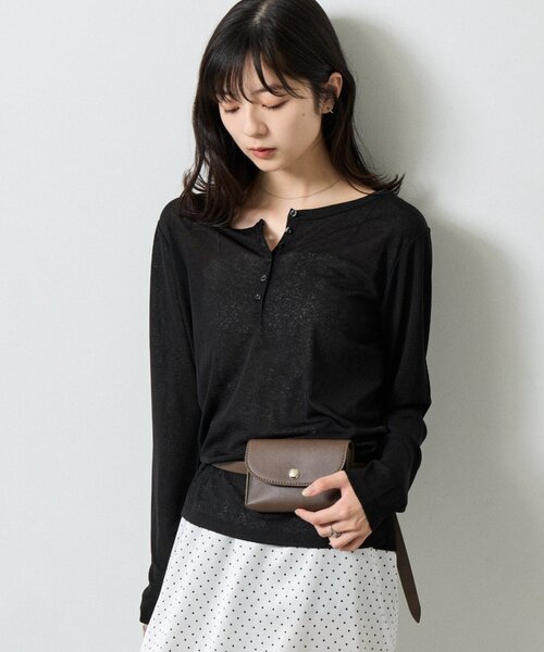 COLONY 2139(コロニートゥーワンスリーナイン)の「シアーヘンリーネックTシャツ(Tシャツ/カットソー・レディース・レッド/チャコールグレー/ホワイト/ブラック・FREE)」の16枚目の写真