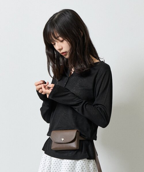 COLONY 2139(コロニートゥーワンスリーナイン)の「シアーヘンリーネックTシャツ(Tシャツ/カットソー・レディース・レッド/チャコールグレー/ホワイト/ブラック・FREE)」の20枚目の写真
