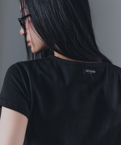 GROWHIDE（グロウハイド）の「ズエルアイレットストラップスリット半袖Tシャツ_ブラック（Tシャツ/カットソー・レディース・ブラック・FREE）」の7枚目の写真