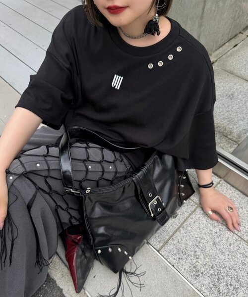 Mavie..7(メヴィセットゥ)の「【Mavie..7】スタッズ&ビッグバックルBAG(ショルダーバッグ・レディース・ブラック・FREE)」の2枚目の写真