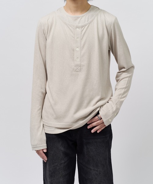 Lui's(ルイス)の「レイヤードヘンリーネックカットソー(Tシャツ/カットソー・メンズ・ライトグレー/チャコールグレー/ブラック・M/S)」の3枚目の写真