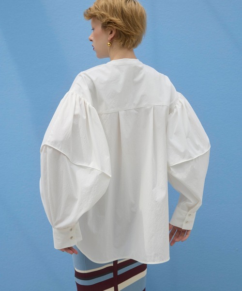 OMMO(オーエムエムオー)の「GATHER SLEEVE SHIRT(シャツ/ブラウス・レディース・ホワイト/ブルー系その他・F)」の14枚目の写真
