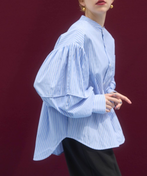 OMMO(オーエムエムオー)の「GATHER SLEEVE SHIRT(シャツ/ブラウス・レディース・ホワイト/ブルー系その他・F)」の7枚目の写真