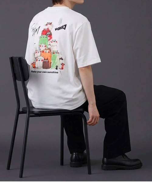 revertical(リバーティカル)の「キャットグラフィック バックプリント 半袖Tシャツ(Tシャツ/カットソー・メンズ・ブラック/ホワイト・MEDIUM/LARGE)」の5枚目の写真