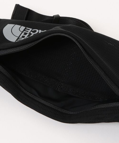 THE NORTH FACE(ザノースフェイス)の「【THE NORTH FACE/ザ ノースフェイス】PACER BELT(ボディバッグ/ウエストポーチ・メンズ・ブラック・FREE)」の4枚目の写真