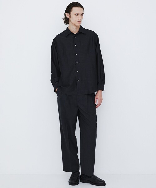 UNITED TOKYO(ユナイテッドトウキョウ)の「【数量限定生産】WOOL SILK RELAX SHIRT |高級素材/シルク/秋服/防臭性/通気性/吸湿性(シャツ/ブラウス・メンズ・ブラック/グレイッシュベージュ・1/2)」の15枚目の写真