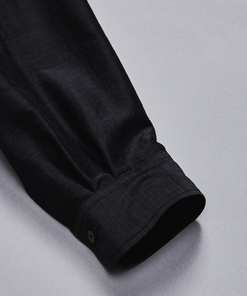 UNITED TOKYO(ユナイテッドトウキョウ)の「【数量限定生産】WOOL SILK RELAX SHIRT |高級素材/シルク/秋服/防臭性/通気性/吸湿性(シャツ/ブラウス・メンズ・ブラック/グレイッシュベージュ・1/2)」の7枚目の写真