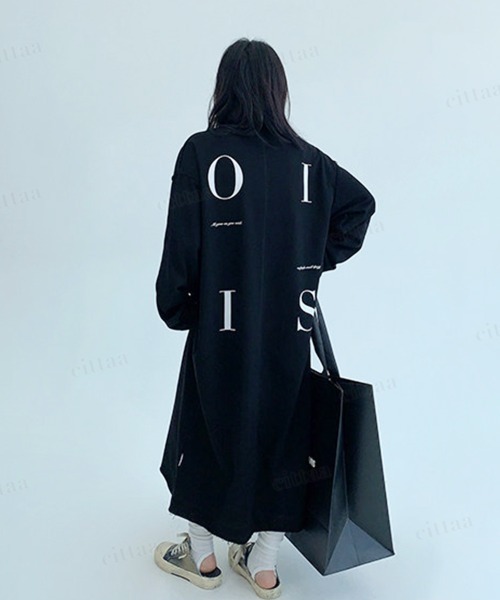 Dalfwin(ダールフィン)の「OISISバックプリントアウトステッチロング丈スウェットワンピース(ワンピース・レディース・ブラック/グレー・FREE)」の7枚目の写真