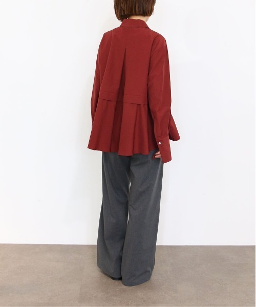 Marilyn Moon（マリリンムーン）の「tuck flare shirt（シャツ/ブラウス・レディース・ネイビー/ホワイト/ブルーグレー/バーガンディー・FREE）」の21枚目の写真
