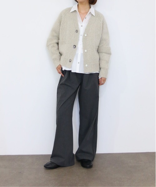 Marilyn Moon（マリリンムーン）の「tuck flare shirt（シャツ/ブラウス・レディース・ネイビー/ホワイト/ブルーグレー/バーガンディー・FREE）」の18枚目の写真