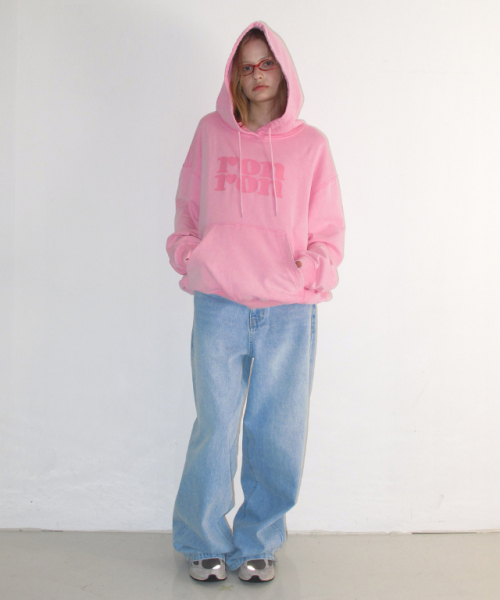 RONRON（ロンロン）の「PIGMENT LOGO HOODIE PINK（パーカー・レディース・その他・FREE）」の4枚目の写真