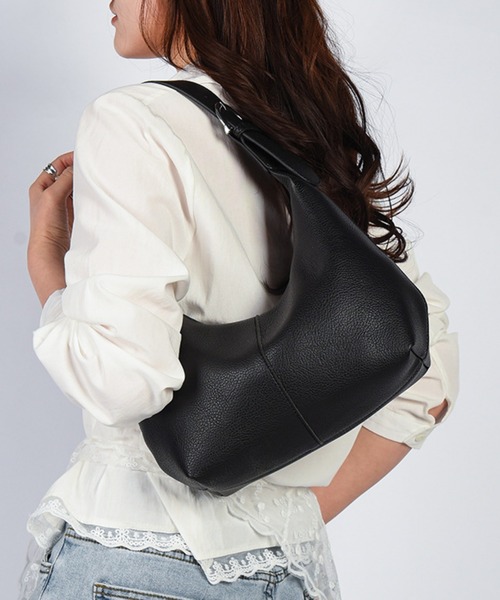 STYLEBLOCK(スタイルブロック)の「2WAYワンハンドルラウンドショルダーバッグ/ペットボトル収納可(ショルダーバッグ・レディース・ダークブラウン/ブラック・FREE)」の4枚目の写真