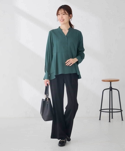 a.v.v(アーヴェヴェ)の「ジャージー セミフレア パンツ(その他パンツ・レディース・ブラック/アイボリー・38/40)」の9枚目の写真