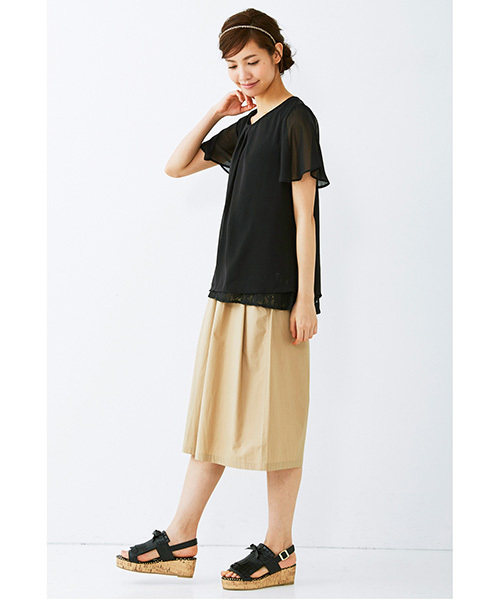 Live in comfort（リブインコンフォート）の「リブ　イン　コンフォート　甲をすっぽり隠して歩きやすい　パンチングフリンジのウエッジサンダル　　（サンダル・レディース・ブラック/ベージュ・6/1/2/4/3/5）」の7枚目の写真