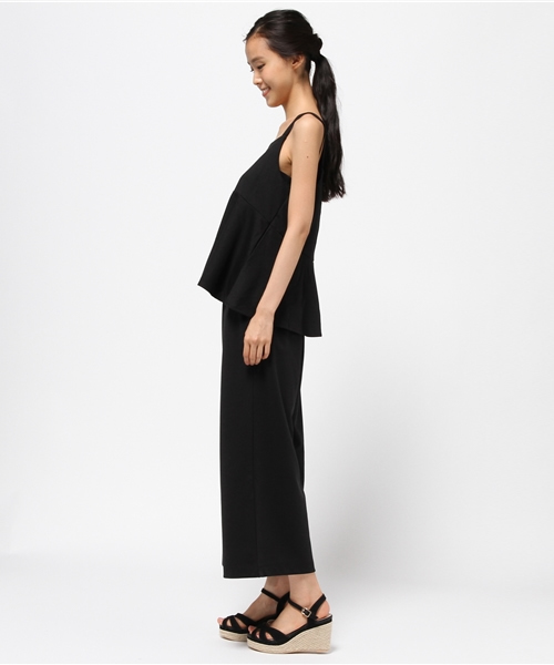 REAL CUBE(リアルキューブ)の「Hunch ぺプラムキャミセットアップ(ワンピース・レディース・キャメル/ブラック/カーキ・M)」の4枚目の写真