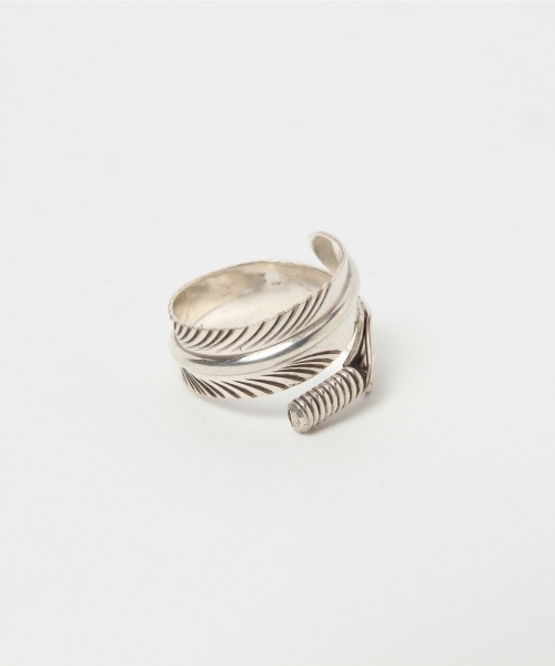 BEAMS PLUS（ビームスプラス）の「ネイティブアクセサリー / フェザーリング（リング・メンズ・その他1・ONE SIZE）」の5枚目の写真