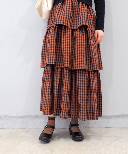 byあしながおじさん（バイアシナガオジサン）の「厚底ストラップシューズ　8980365（パンプス・レディース・ダークブラウン/キャメル/ブラック/マスタード/アイボリー/クリアブラック/マルチ/ライトグレー/ピンク/ワインレッド/オフホワイト/チェック・23.5cm/24.0cm/22.5cm/24.5cm/23.0cm/25.0cm/22.0cm）」の15枚目の写真