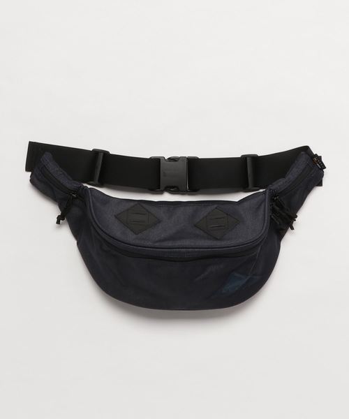 KELTY(ケルティ)の「【KELTY/ケルティ】デニムボディバッグ ミニファニー / URBAN DENIM MINI FANNY(ボディバッグ/ウエストポーチ・メンズ・ブラック/ネイビー/ダークネイビー・FREE)」の3枚目の写真