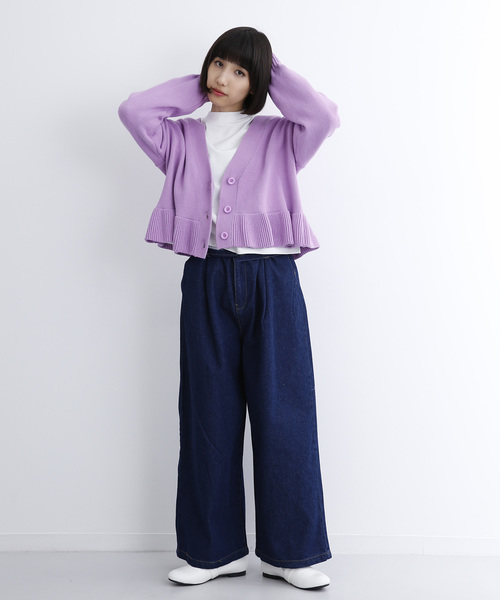 MERLOT(メルロー)の「裾フリルVネックニットカーディガン1181(カーディガン/ボレロ・レディース・ブラック/ピンク/ライトブルー/ベージュ・FREE)」の11枚目の写真