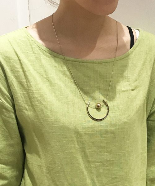 un dix cors（アンディコール）の「ラウンドパーツ＆パールネックレス（ネックレス・レディース・ベージュ/ブラウン・ﾌﾘ-）」の2枚目の写真