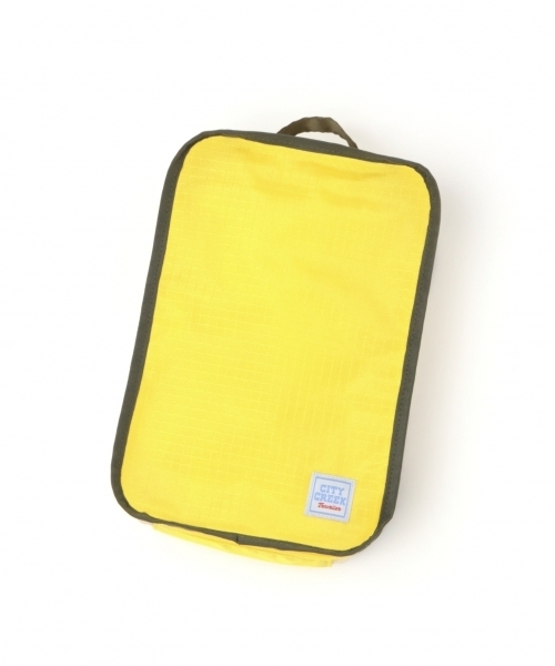 niko and...（ニコアンド）の「[CITY CREEK]トラベルポーチM（ポーチ・レディース・ブラック/ピンク/ライトイエロー/セージグリーン/グレー・0）」の4枚目の写真