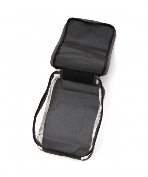 niko and...（ニコアンド）の「[CITY CREEK]トラベルポーチM（ポーチ・レディース・ブラック/ピンク/ライトイエロー/セージグリーン/グレー・0）」の9枚目の写真