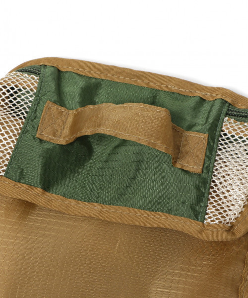 niko and...（ニコアンド）の「[CITY CREEK]トラベルポーチM（ポーチ・レディース・ブラック/ピンク/ライトイエロー/セージグリーン/グレー・0）」の16枚目の写真