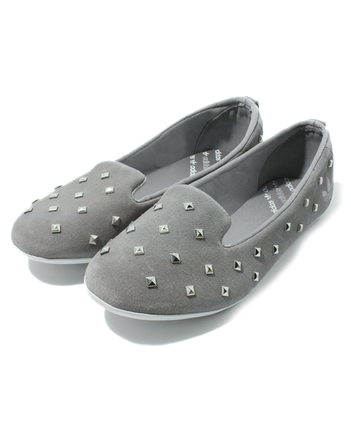 adidas Originals（アディダスオリジナルス）の「2013 adidas AZURINE LOAFER W アズリン ローファー スタッズ（ローファー・レディース・ブラック/グレー・23cm/24.5cm/23.5cm/24cm/22cm/22.5cm）」の2枚目の写真